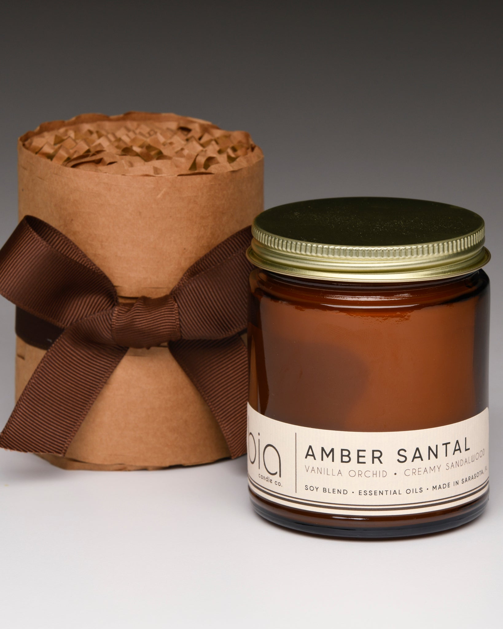 amber santal classic candle and gift wrap