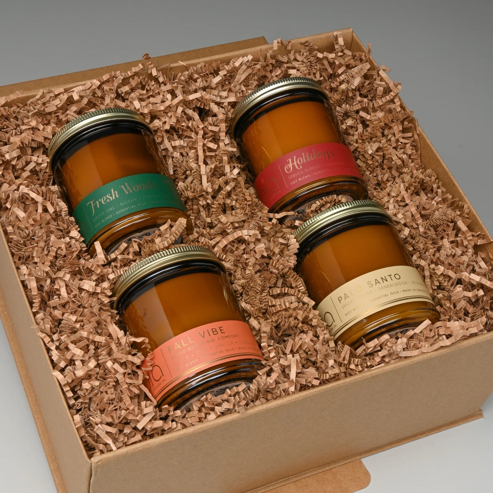 Hand-Poured vs Mass-Produced Candles